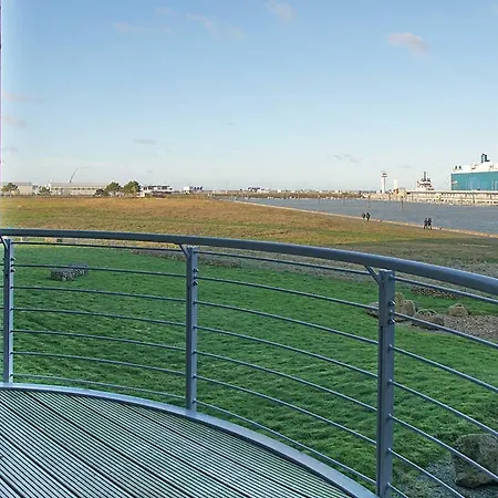 Residenz Am Yachthafen 6 *